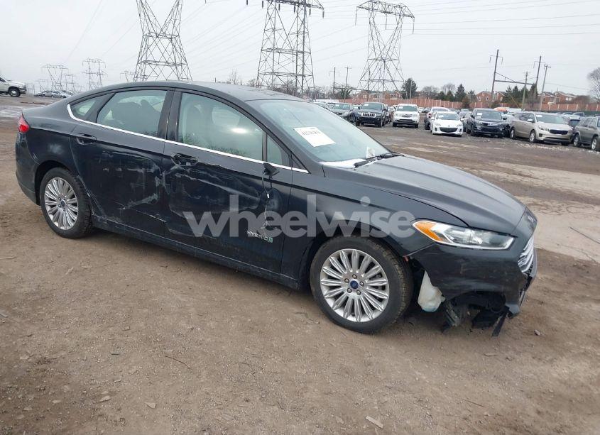 2015 Ford Fusion HYBRID SE (VIN 3FA6P0LU1FR199661) main photo