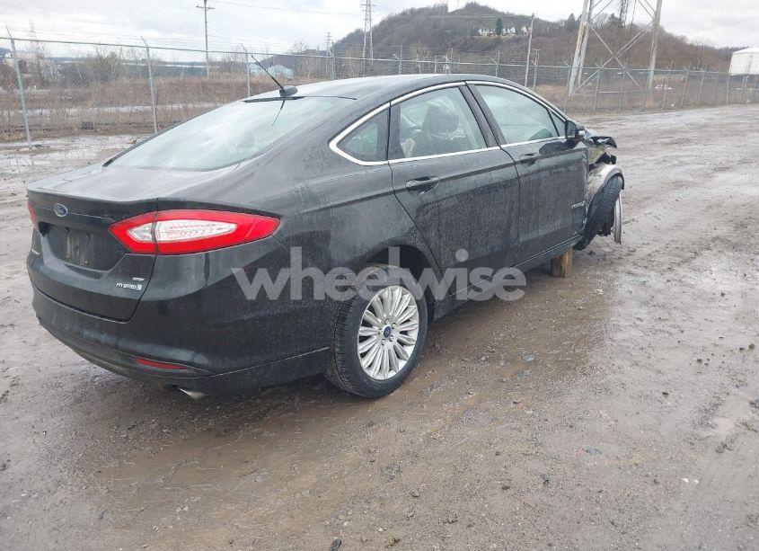 Photo 4 of 2015 Ford Fusion HYBRID SE (VIN 3FA6P0LU1FR289246)