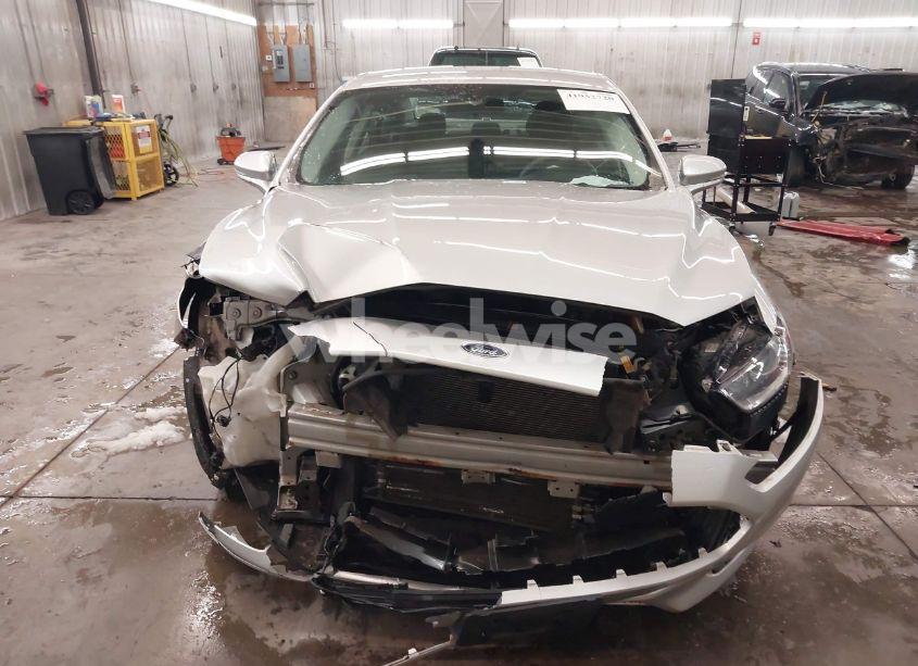 Photo 13 of 2016 Ford Fusion HYBRID SE (VIN 3FA6P0LU1GR304166)