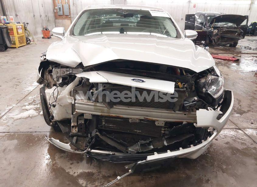 Photo 6 of 2016 Ford Fusion HYBRID SE (VIN 3FA6P0LU1GR304166)