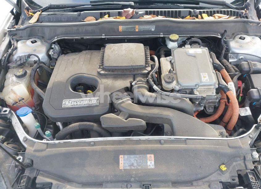 Photo 10 of 2017 Ford Fusion HYBRID SE (VIN 3FA6P0LU1HR260882)