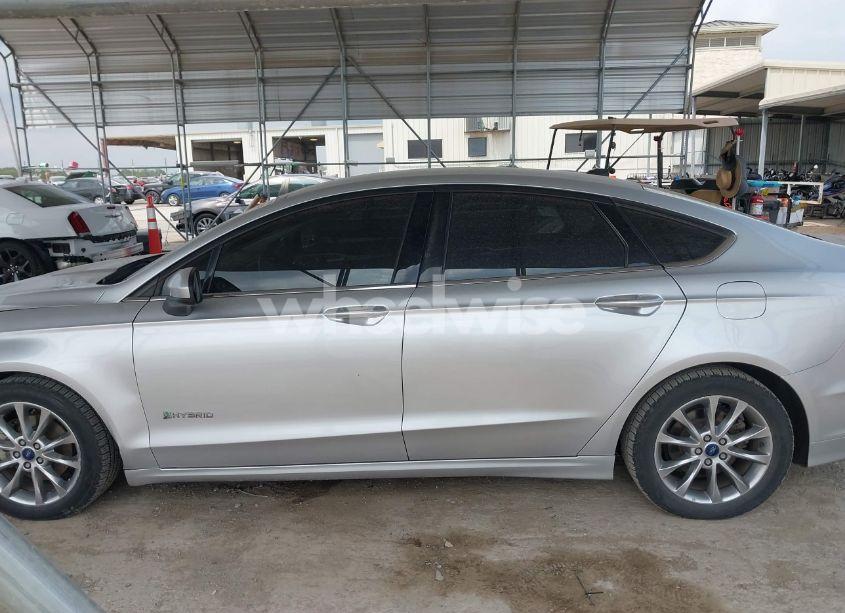 Photo 14 of 2017 Ford Fusion HYBRID SE (VIN 3FA6P0LU1HR384862)