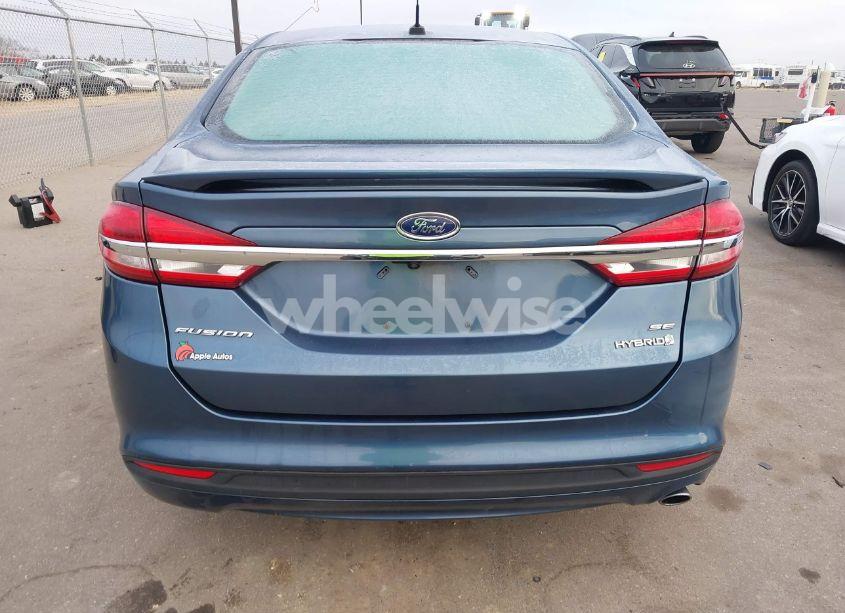 Photo 17 of 2018 Ford Fusion HYBRID SE (VIN 3FA6P0LU1JR102418)