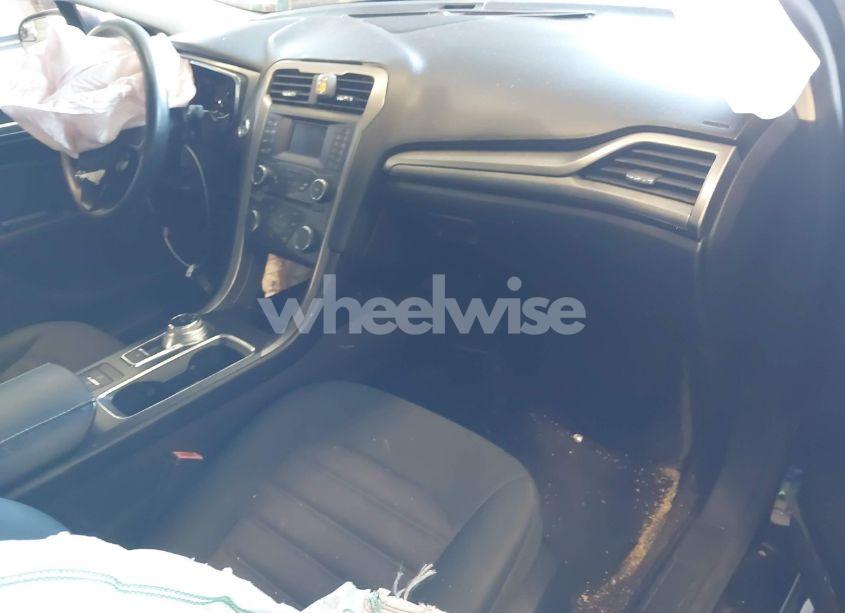 Photo 5 of 2018 Ford Fusion HYBRID SE (VIN 3FA6P0LU1JR137718)