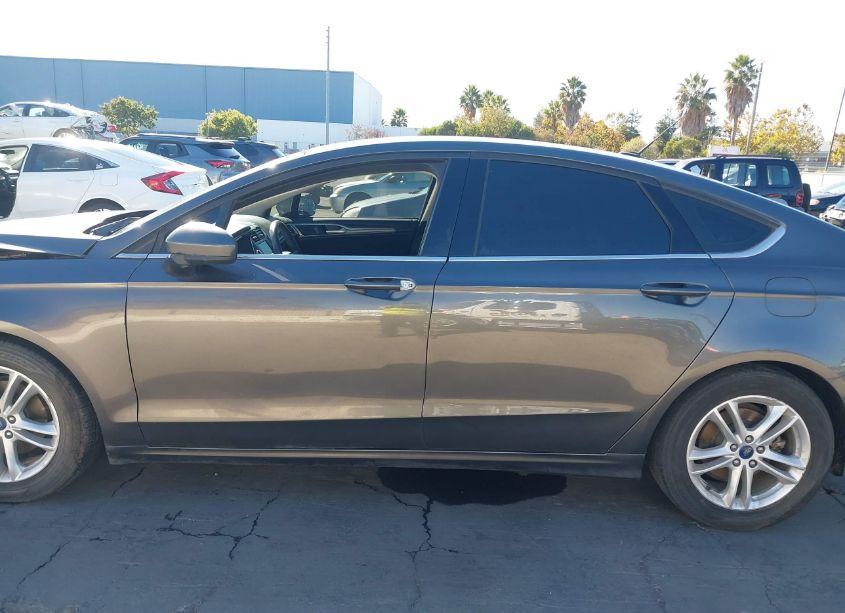 Photo 15 of 2018 Ford Fusion HYBRID SE (VIN 3FA6P0LU1JR163221)