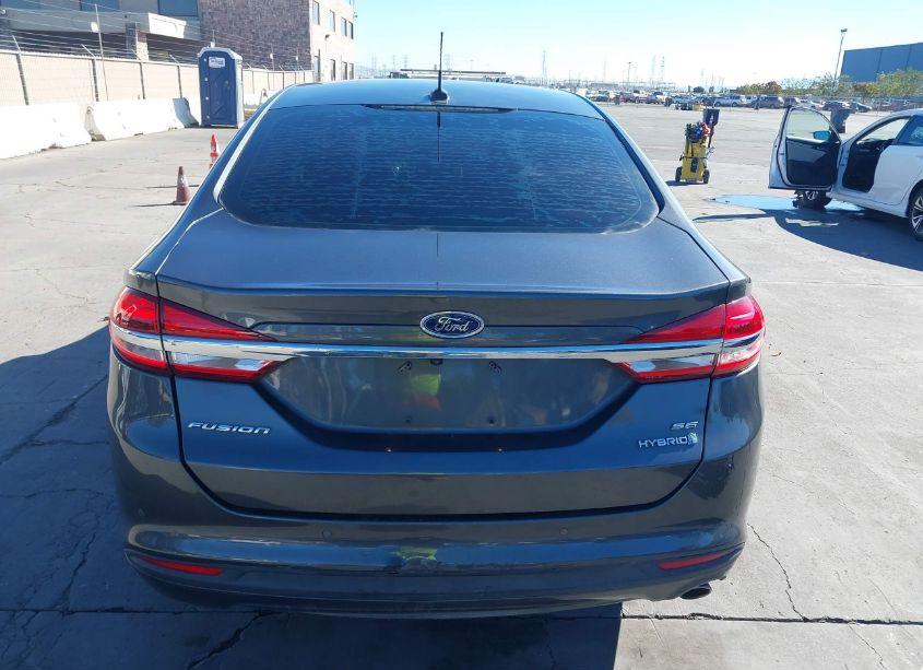 Photo 17 of 2018 Ford Fusion HYBRID SE (VIN 3FA6P0LU1JR163221)