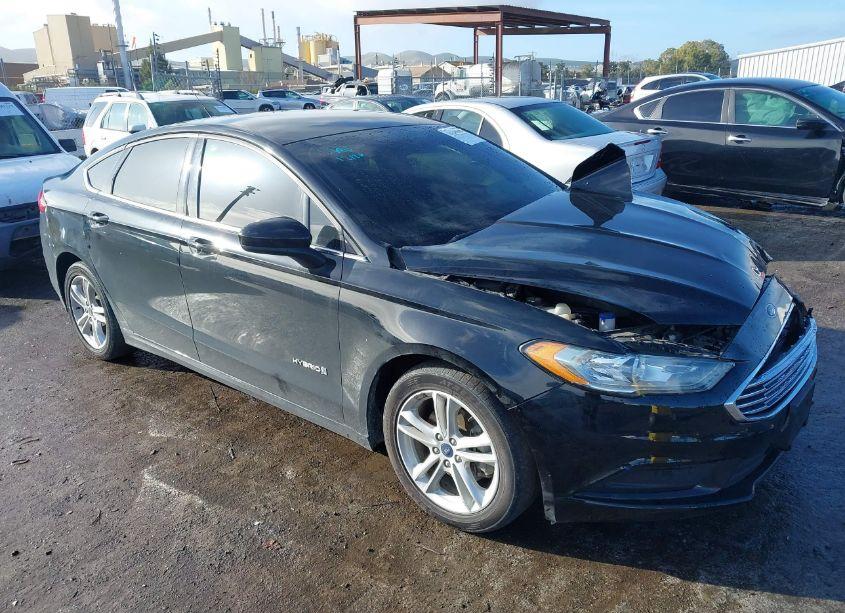 2018 Ford Fusion HYBRID SE (VIN 3FA6P0LU1JR173215) main photo