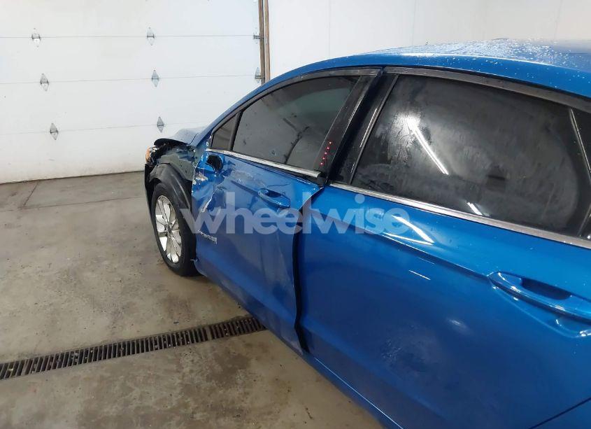 Photo 20 of 2019 Ford Fusion HYBRID SE (VIN 3FA6P0LU1KR102727)