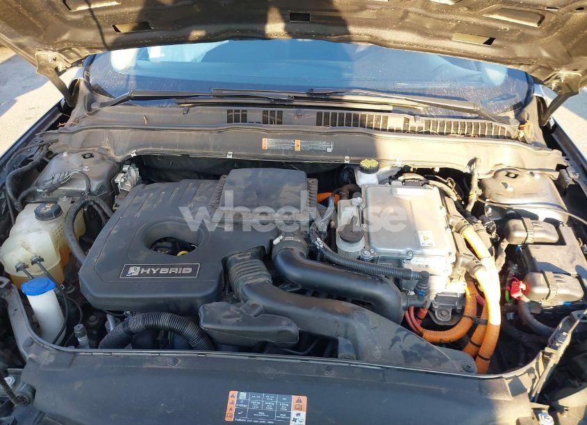 Photo 10 of 2020 Ford Fusion HYBRID SE (VIN 3FA6P0LU1LR176764)
