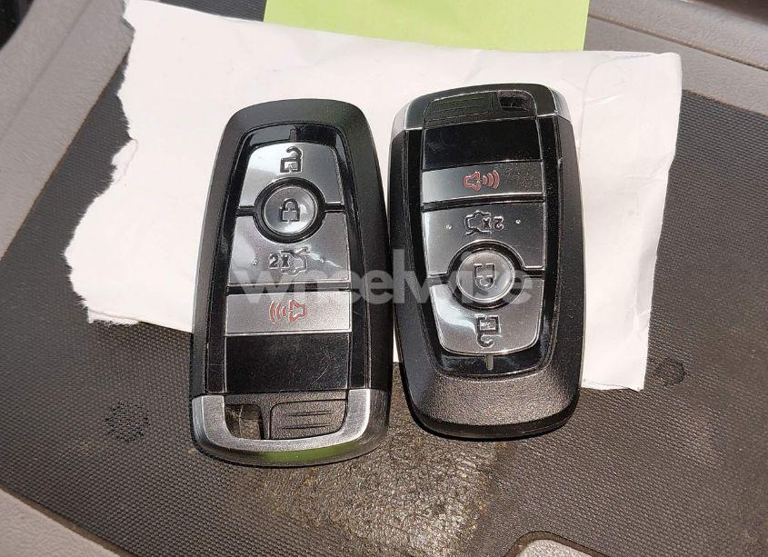 Photo 11 of 2020 Ford Fusion HYBRID SE (VIN 3FA6P0LU1LR183729)