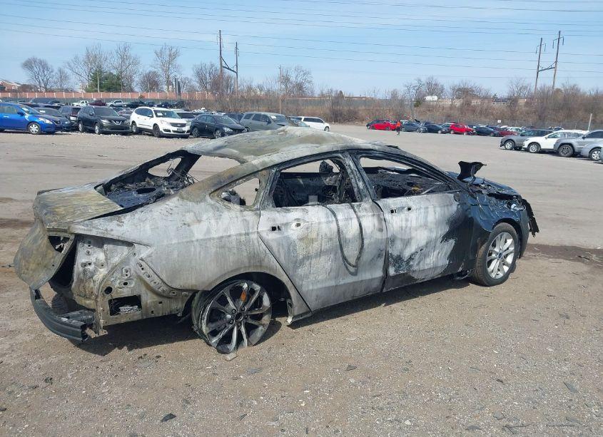 Photo 15 of 2020 Ford Fusion HYBRID SE (VIN 3FA6P0LU1LR183729)