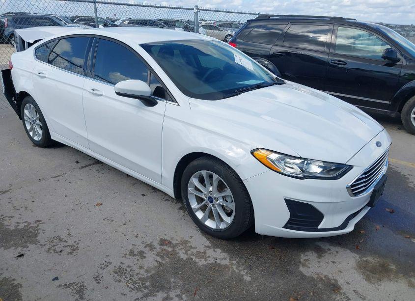 2020 Ford Fusion HYBRID SE (VIN 3FA6P0LU1LR237546) main photo