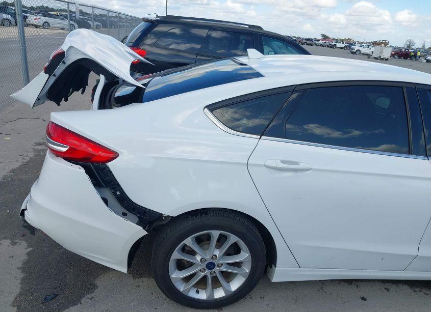 Photo 17 of 2020 Ford Fusion HYBRID SE (VIN 3FA6P0LU1LR237546)