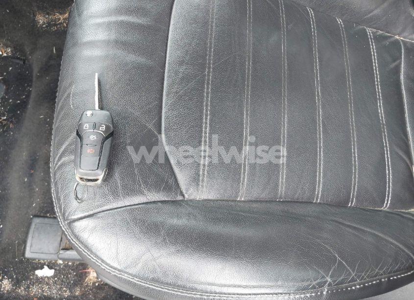 Photo 11 of 2013 Ford Fusion HYBRID SE (VIN 3FA6P0LU2DR178539)