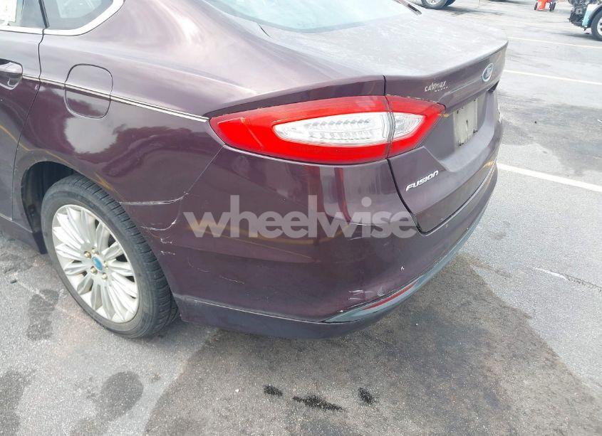 Photo 6 of 2013 Ford Fusion HYBRID SE (VIN 3FA6P0LU2DR178539)