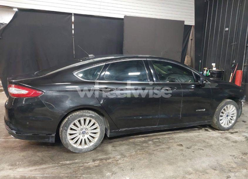 Photo 14 of 2013 Ford Fusion HYBRID SE (VIN 3FA6P0LU2DR232423)