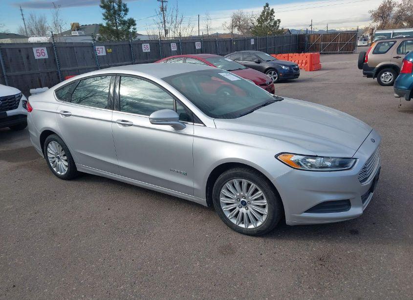 2013 Ford Fusion HYBRID SE (VIN 3FA6P0LU2DR298602) main photo