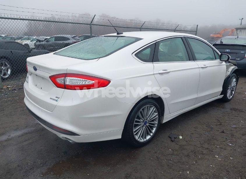 Photo 4 of 2014 Ford Fusion HYBRID SE (VIN 3FA6P0LU2ER107827)