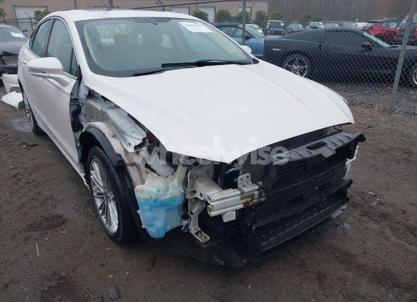 Photo 6 of 2014 Ford Fusion HYBRID SE (VIN 3FA6P0LU2ER107827)