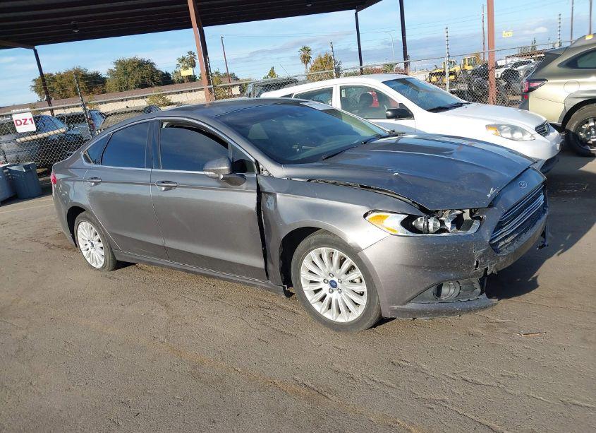 2014 Ford Fusion HYBRID SE (VIN 3FA6P0LU2ER136695) main photo