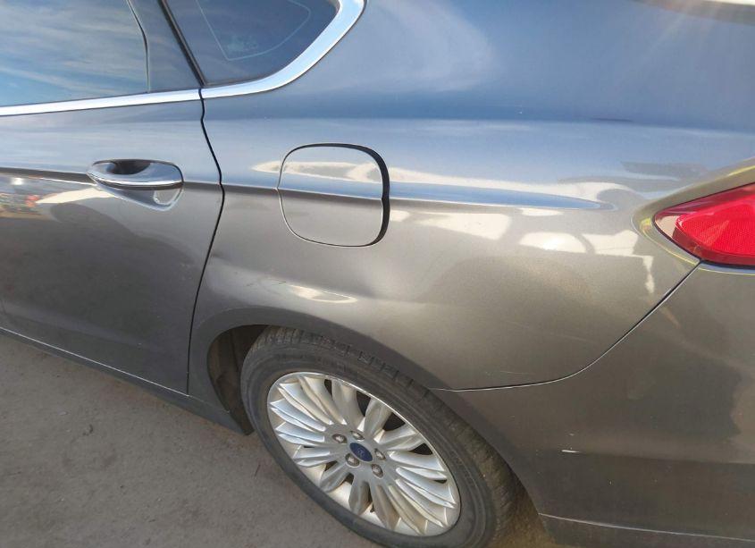 Photo 15 of 2014 Ford Fusion HYBRID SE (VIN 3FA6P0LU2ER136695)