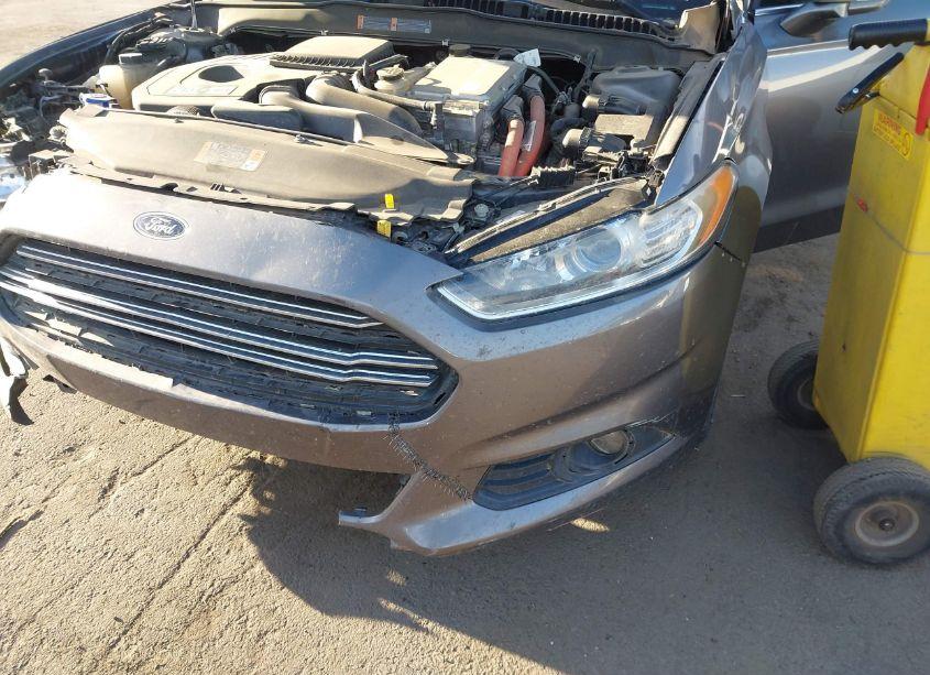 Photo 6 of 2014 Ford Fusion HYBRID SE (VIN 3FA6P0LU2ER136695)