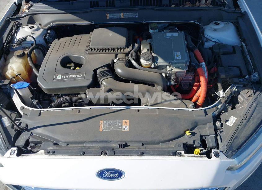 Photo 10 of 2014 Ford Fusion HYBRID SE (VIN 3FA6P0LU2ER170460)