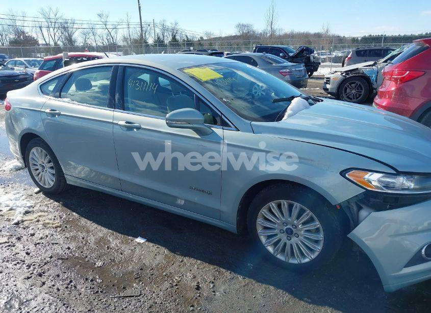 Photo 13 of 2014 Ford Fusion HYBRID SE (VIN 3FA6P0LU2ER182740)