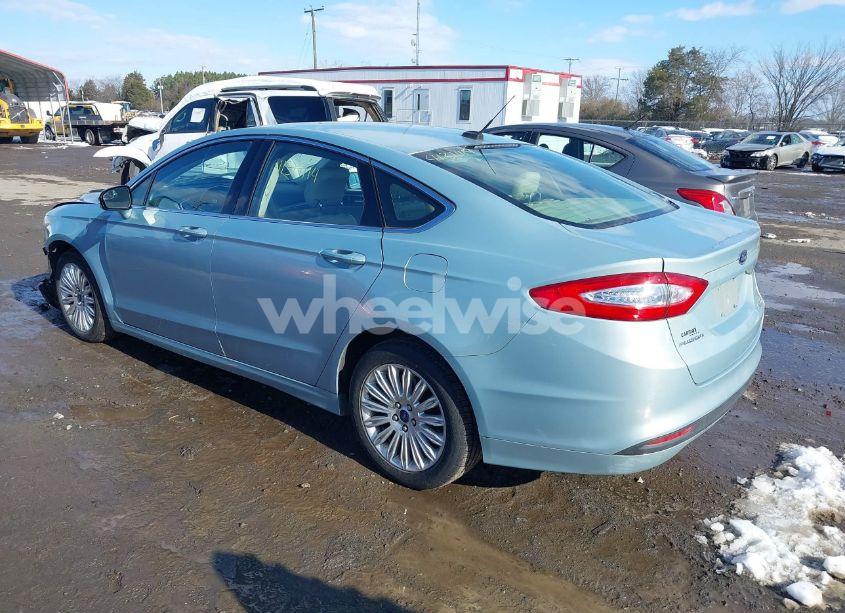 Photo 3 of 2014 Ford Fusion HYBRID SE (VIN 3FA6P0LU2ER182740)