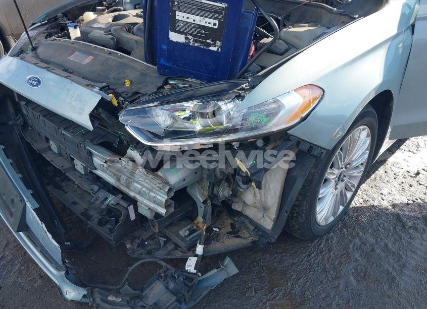 Photo 6 of 2014 Ford Fusion HYBRID SE (VIN 3FA6P0LU2ER182740)