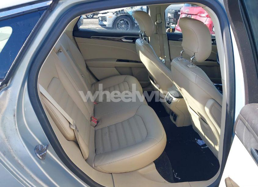 Photo 8 of 2014 Ford Fusion HYBRID SE (VIN 3FA6P0LU2ER182740)