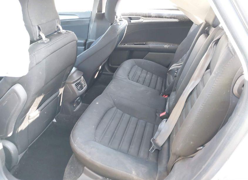 Photo 8 of 2015 Ford Fusion HYBRID SE (VIN 3FA6P0LU2FR163249)