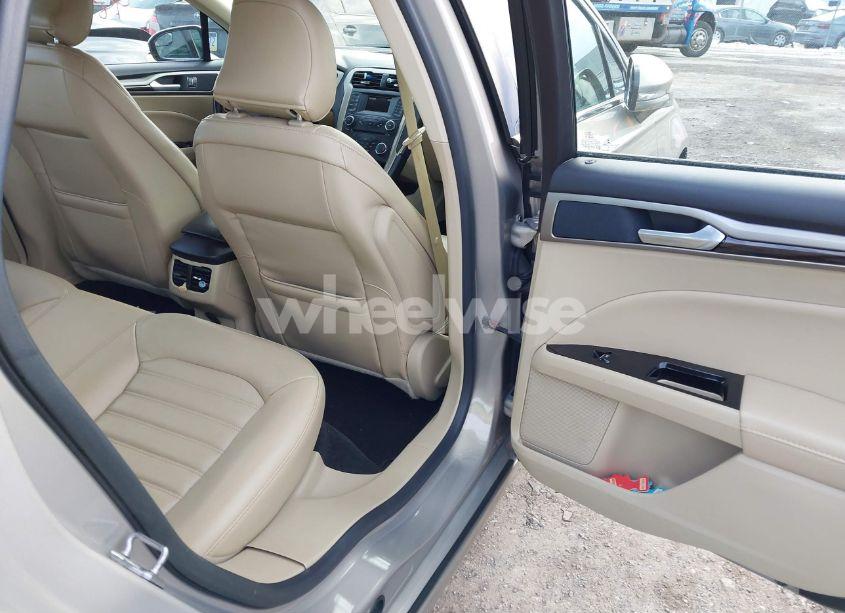 Photo 8 of 2015 Ford Fusion HYBRID SE (VIN 3FA6P0LU2FR265621)