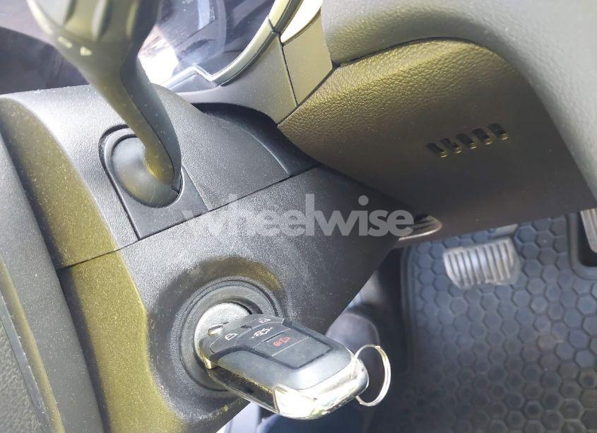 Photo 11 of 2015 Ford Fusion HYBRID SE (VIN 3FA6P0LU2FR305597)