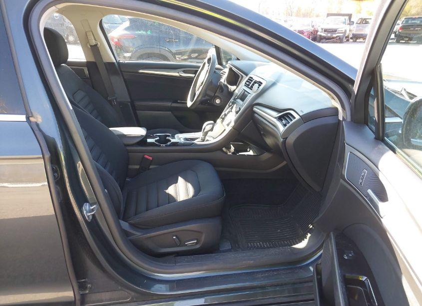 Photo 5 of 2016 Ford Fusion HYBRID SE (VIN 3FA6P0LU2GR123979)