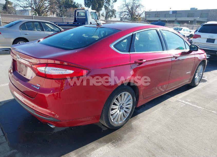 Photo 4 of 2016 Ford Fusion HYBRID SE (VIN 3FA6P0LU2GR187567)