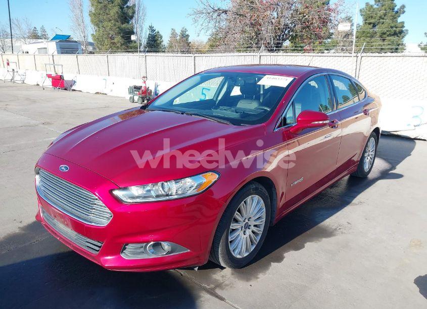 Photo 6 of 2016 Ford Fusion HYBRID SE (VIN 3FA6P0LU2GR187567)