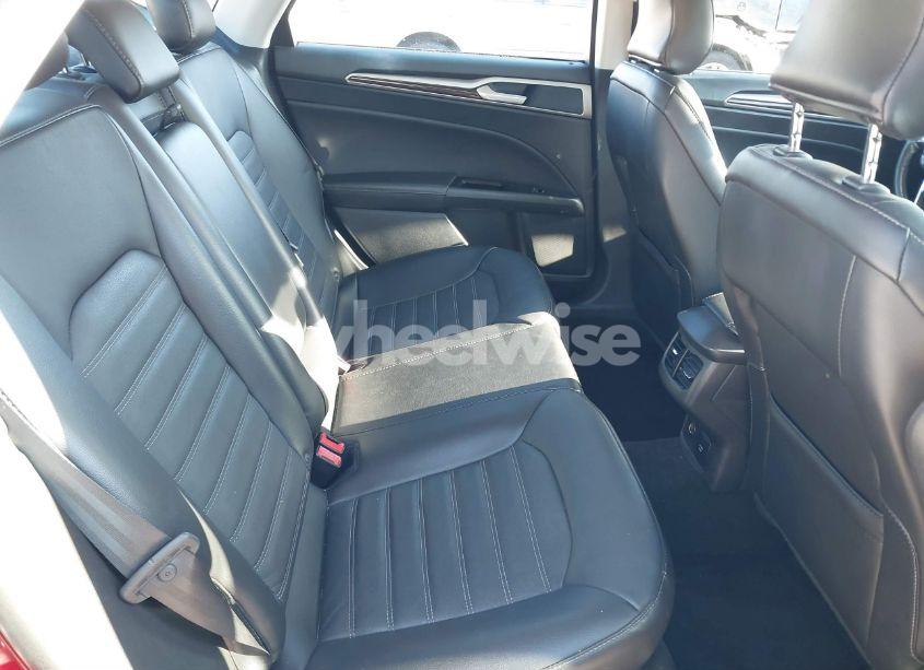 Photo 8 of 2016 Ford Fusion HYBRID SE (VIN 3FA6P0LU2GR187567)