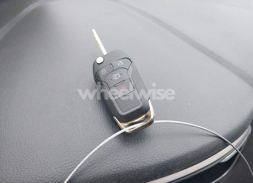 Photo 11 of 2016 Ford Fusion HYBRID SE (VIN 3FA6P0LU2GR340755)