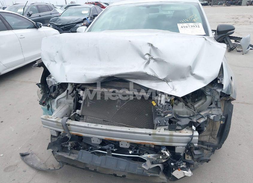 Photo 13 of 2016 Ford Fusion HYBRID SE (VIN 3FA6P0LU2GR340755)