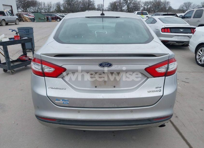 Photo 17 of 2016 Ford Fusion HYBRID SE (VIN 3FA6P0LU2GR340755)