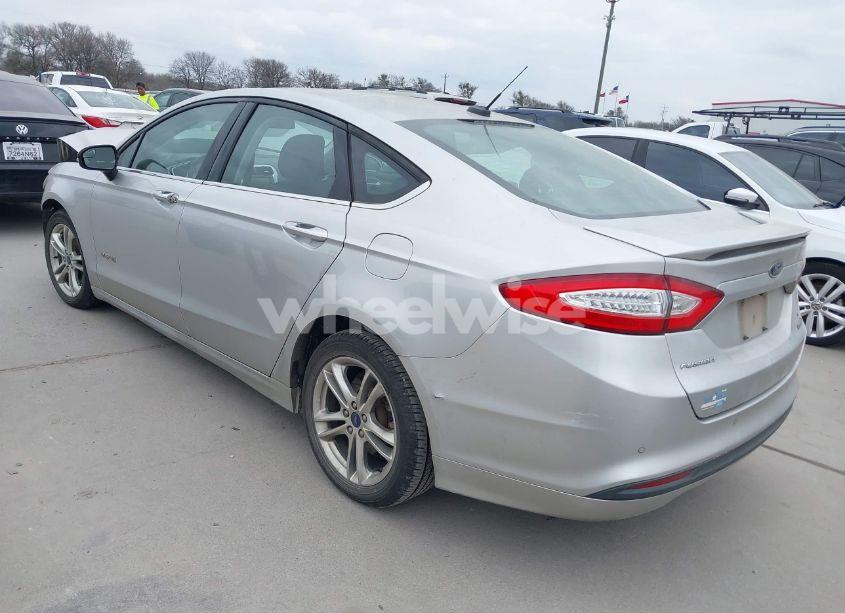Photo 3 of 2016 Ford Fusion HYBRID SE (VIN 3FA6P0LU2GR340755)