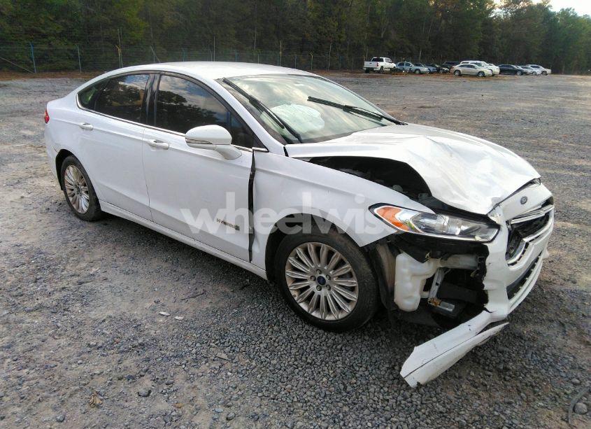 2016 Ford Fusion HYBRID SE (VIN 3FA6P0LU2GR389129) main photo