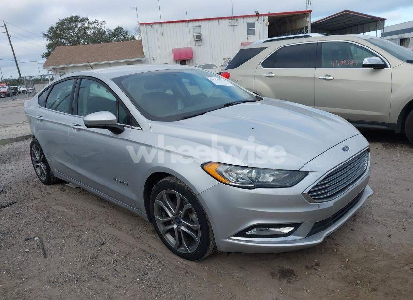 2017 Ford Fusion HYBRID SE (VIN 3FA6P0LU2HR222948) main photo