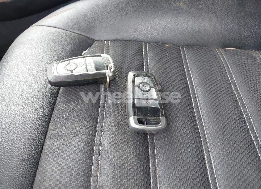 Photo 11 of 2017 Ford Fusion HYBRID SE (VIN 3FA6P0LU2HR222948)