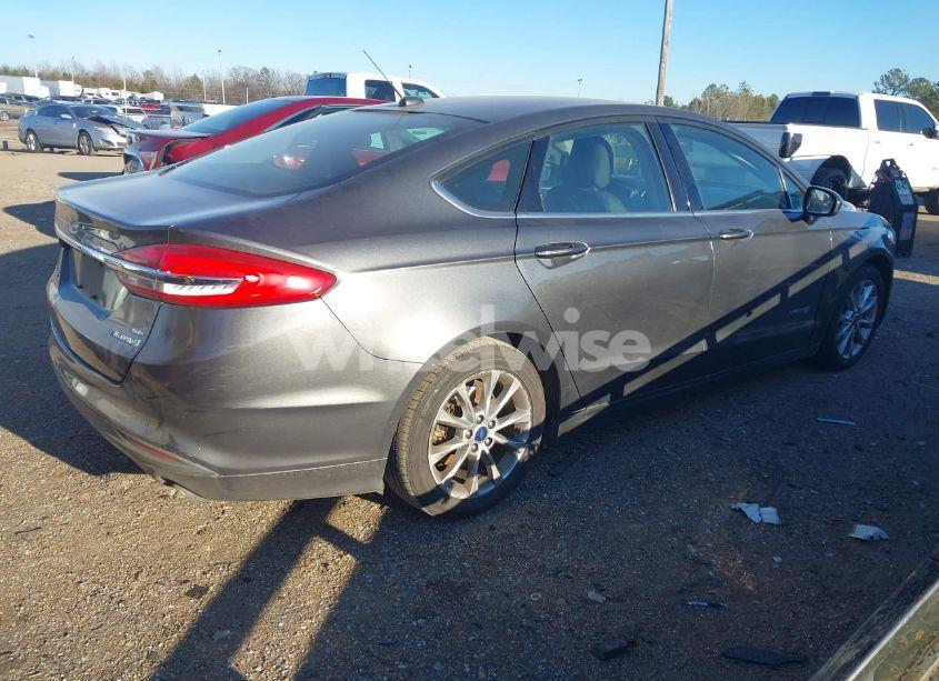 Photo 4 of 2017 Ford Fusion HYBRID SE (VIN 3FA6P0LU2HR286228)