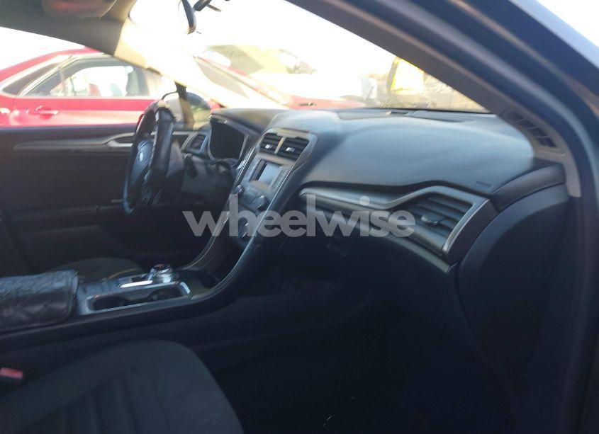 Photo 5 of 2017 Ford Fusion HYBRID SE (VIN 3FA6P0LU2HR286228)