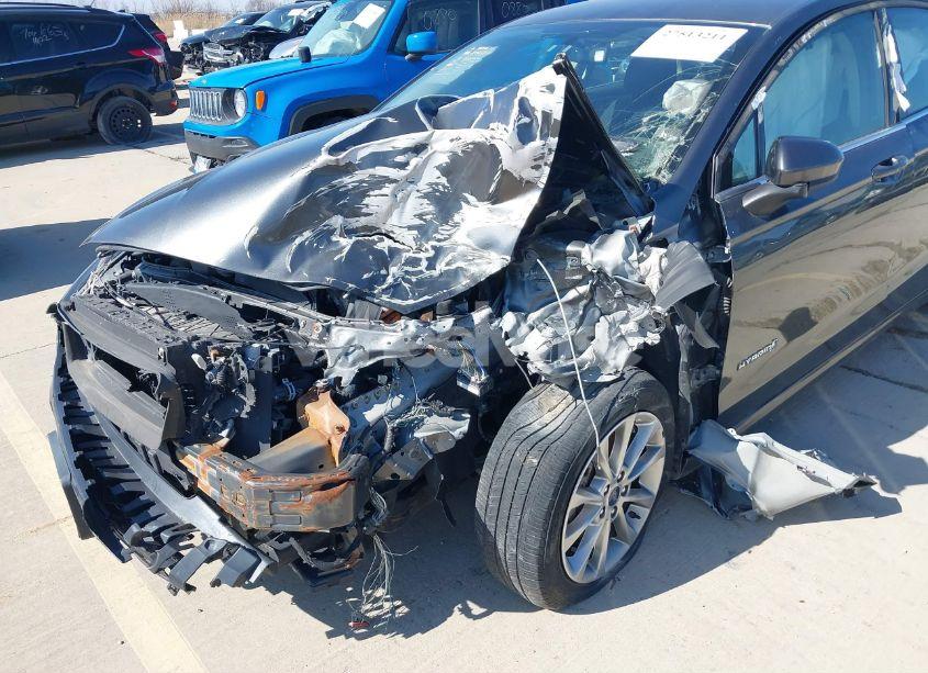 Photo 6 of 2017 Ford Fusion HYBRID SE (VIN 3FA6P0LU2HR323732)