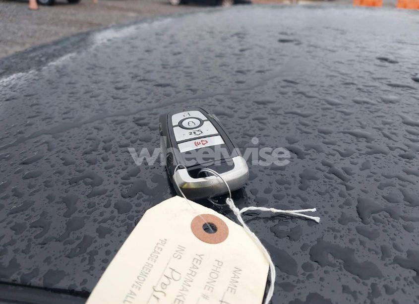 Photo 11 of 2017 Ford Fusion HYBRID SE (VIN 3FA6P0LU2HR358576)