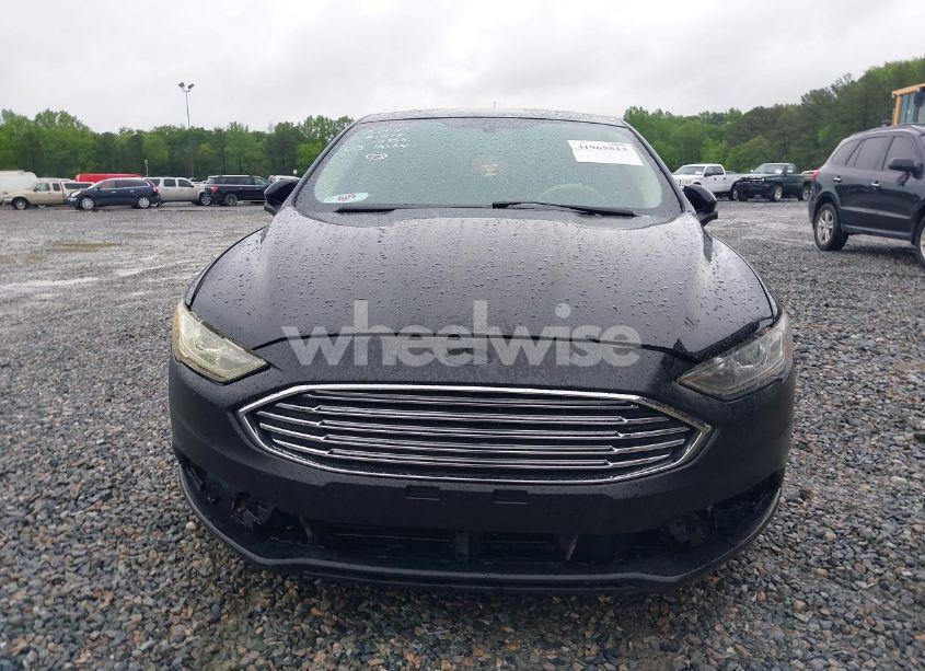 Photo 13 of 2017 Ford Fusion HYBRID SE (VIN 3FA6P0LU2HR358576)